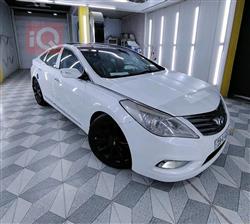 هیۆندای ازێرا